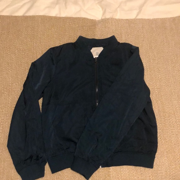 Cute navy zip up bomber jacket - Picture 1 of 3
